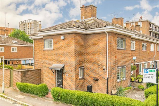 3 bed property, in Phelp Street, £675,000