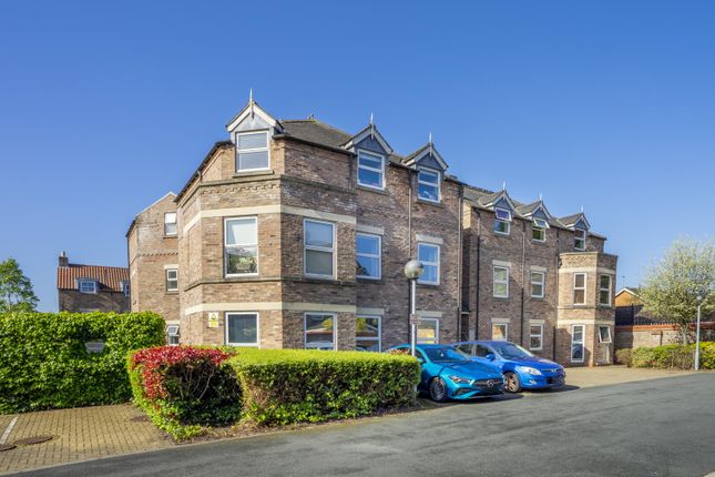 2 bed property, in West Grange Court, £230,000