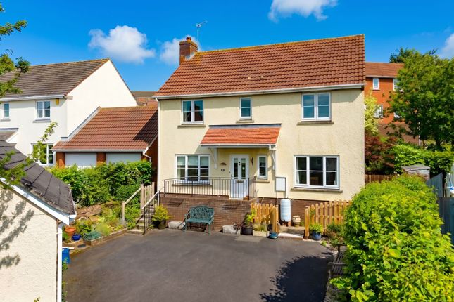 4 bed property, in Cromwells Meadow, £400,000