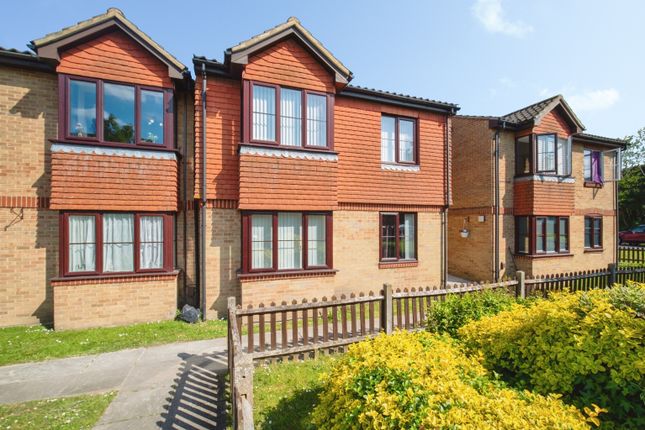 2 bed property, in Chester Road, £210,000