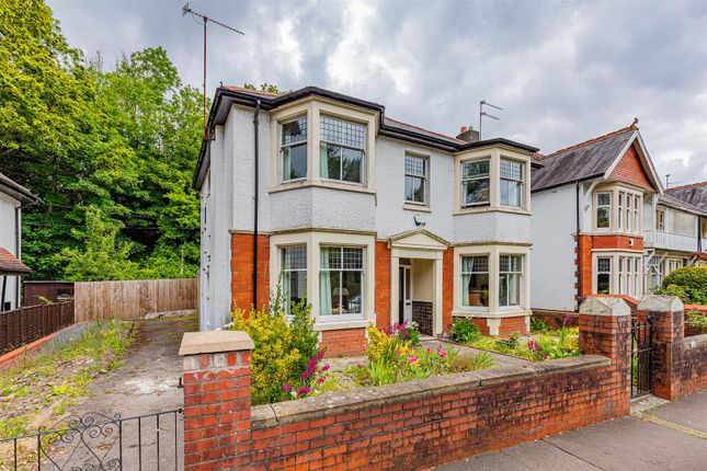 4 bed property, in Ty Draw Road, £750,000