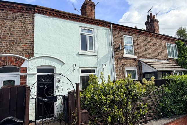 2 bed property, in Mayfield Grove, £175,000