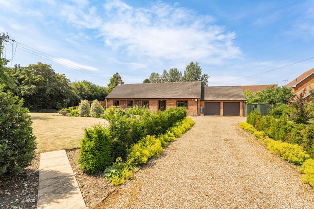3 bed property, in Drayton Hall Lane, £525,000