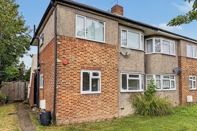 2 bed property, in Transmere Road, £325,000