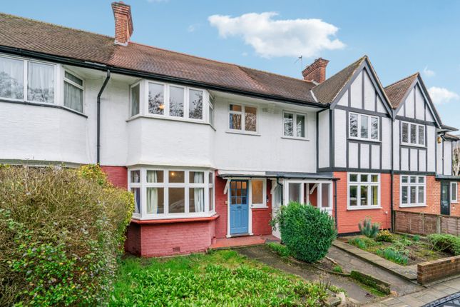 3 bed property, in Manor Gardens, £650,000
