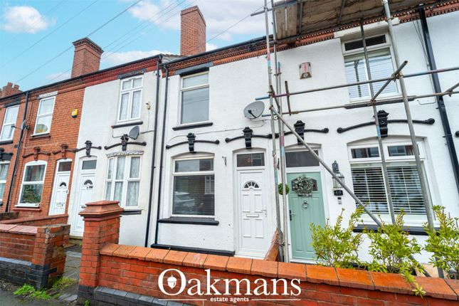 3 bed property, in Vicarage Road, £210,000