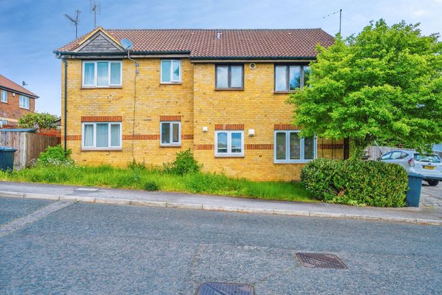 1 bed property, in Coverdale, £130,000