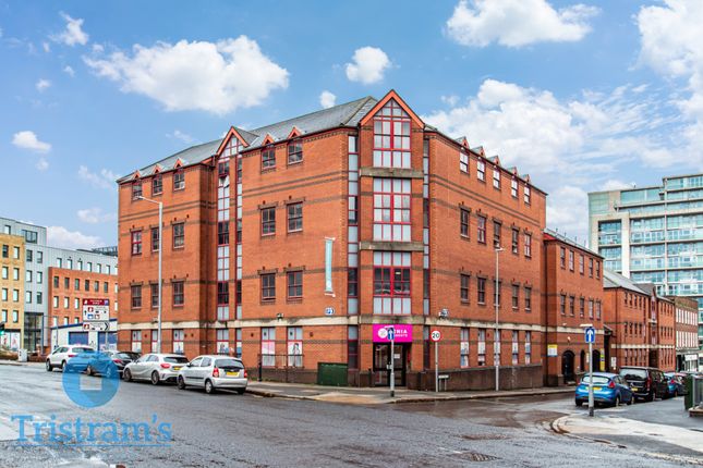 Studio, in Avalon Court, £30,000