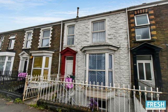 3 bed property, in Norfolk Street, £214,950