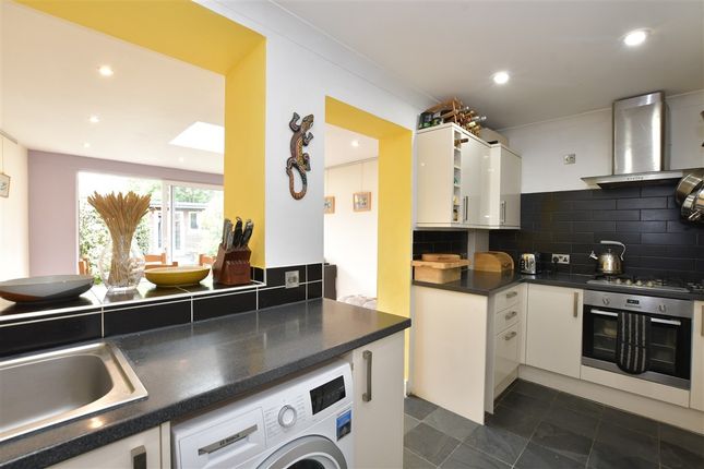 3 bed property, in Bluehouse Road, £550,000