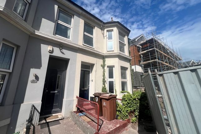 4 bed property, in 53 Prince Maurice Road, £128,000