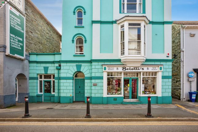 4 bed property, in High Street, £620,000