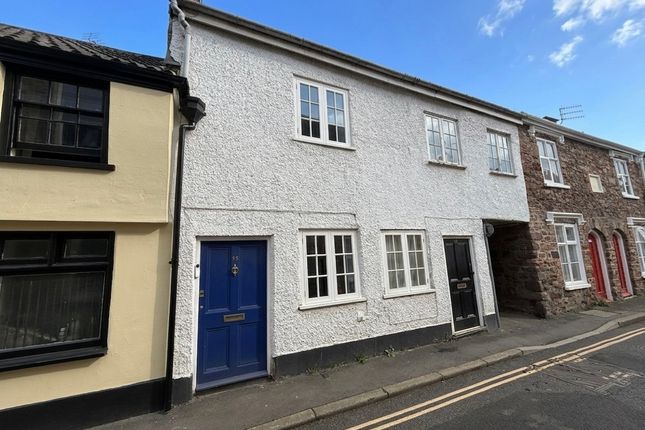 2 bed property, in Barrington Street, £175,000