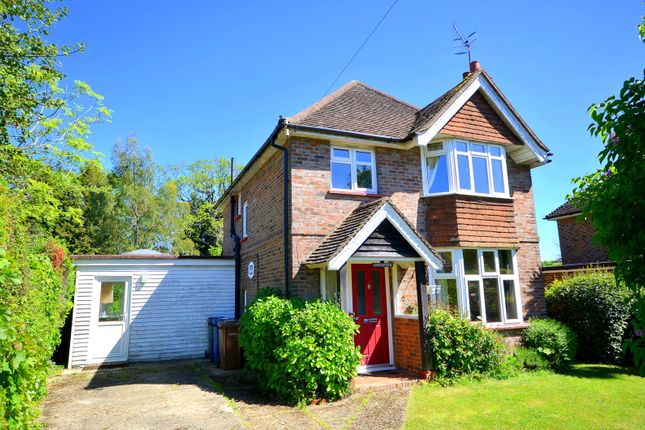 3 bed property, in St. Nicolas Avenue, £595,000