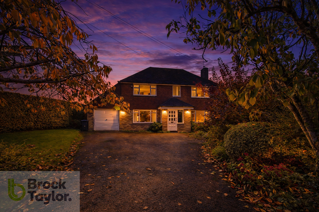 3 bed property, in Rose Cottage Lane, £675,000