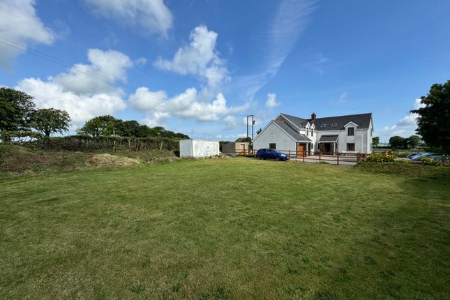 5 bed property, in Llwyndrain, £500,000