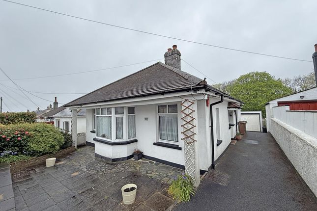 3 bed property, in Old Woodlands Road, £320,000