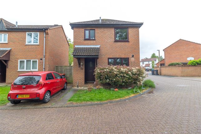 2 bed property, in Kimbolton Court, £280,000