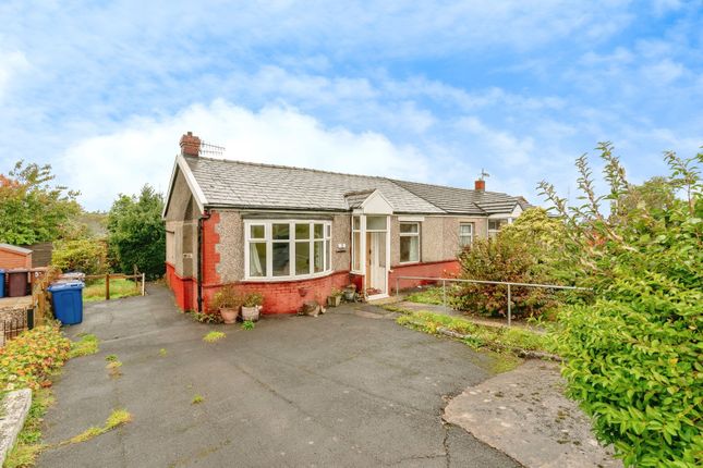 2 bed property, in Burnley Road, £115,000