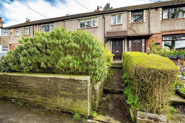 3 bed property, in Hazelhurst Road, £140,000
