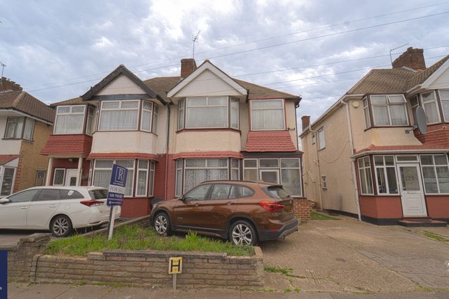 4 bed property, in Streatfield Road, £550,000