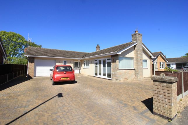 2 bed property, in Prince Avenue, £245,000