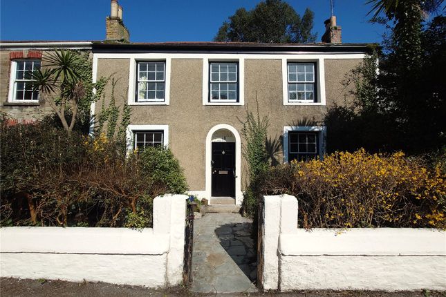 5 bed property, in Berkeley Vale, £435,000