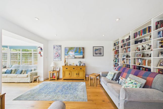 4 bed property, in Station Road, £775,000