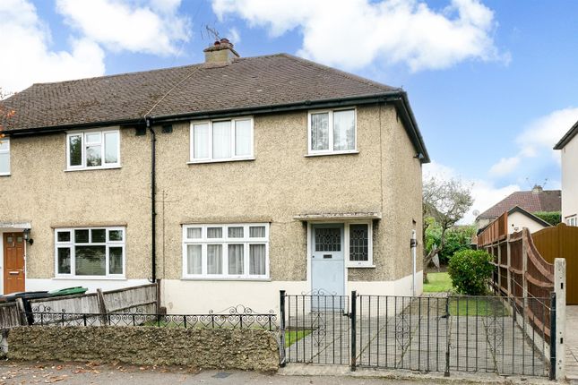 3 bed property, in Harvey Road, £485,000