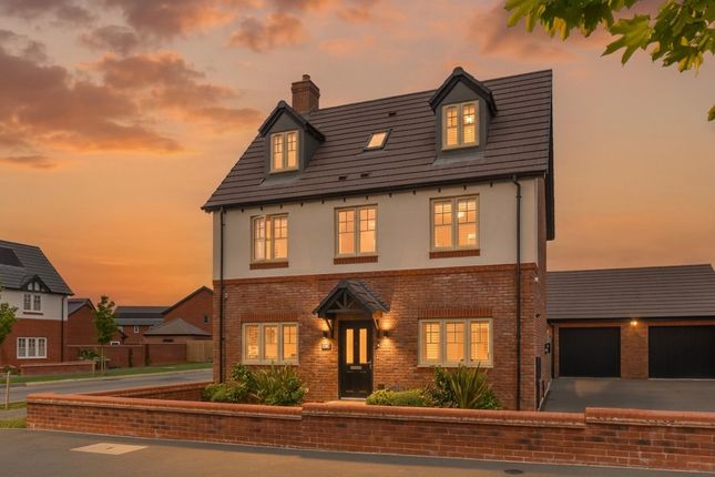 4 bed property, in Lancaster Way, £575,000