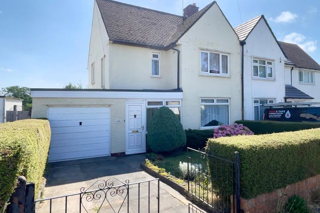 3 bed property, in St. Davids Crescent, £375,000