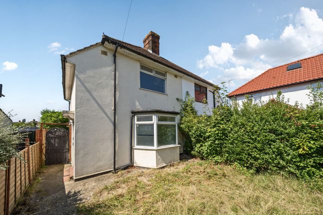 3 bed property, in Moat Place, £595,000