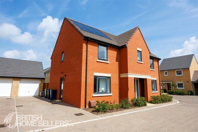 5 bed property, in Mallard Lane, £630,000