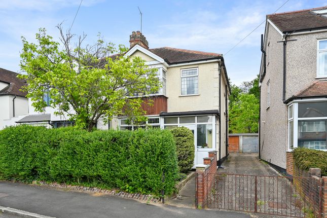3 bed property, in The Meadow Way, £575,000