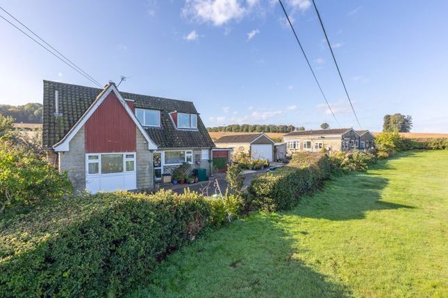 9 bed property, in Welburn, £599,950