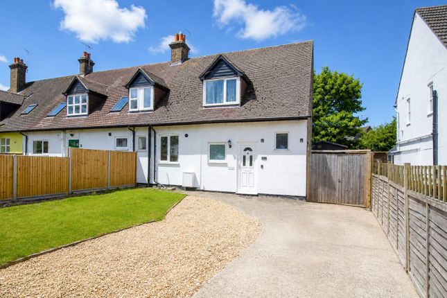 3 bed property, in Hillpath, £450,000