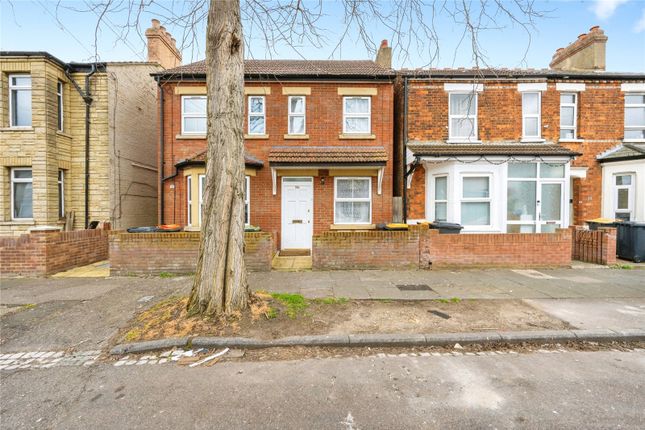3 bed property, in Southville Road, £240,000