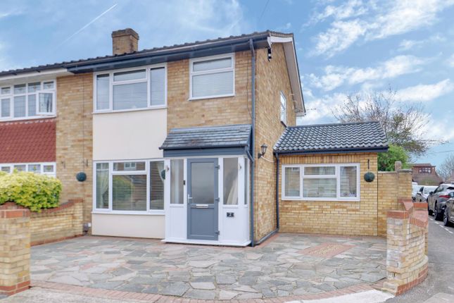 3 bed property, in Palmerston Road, £475,000