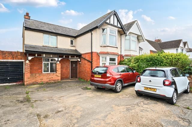 3 bed property, in Drove Road, £340,000