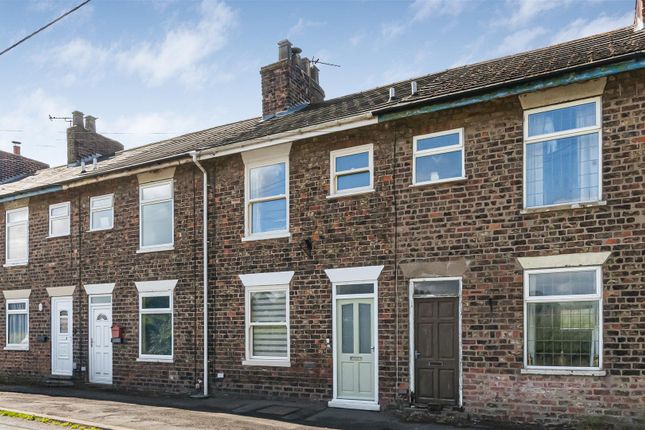 2 bed property, in New Row, £155,000