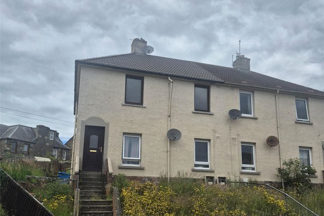 2 bed property, in Cook Street, £65,000