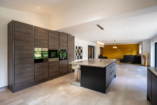 6 bed property, in Woodthorne Road South, £1,000,000