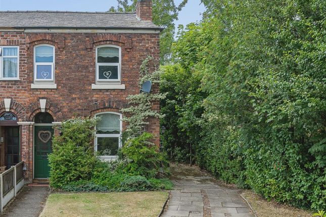2 bed property, in Norwood Road, £225,000