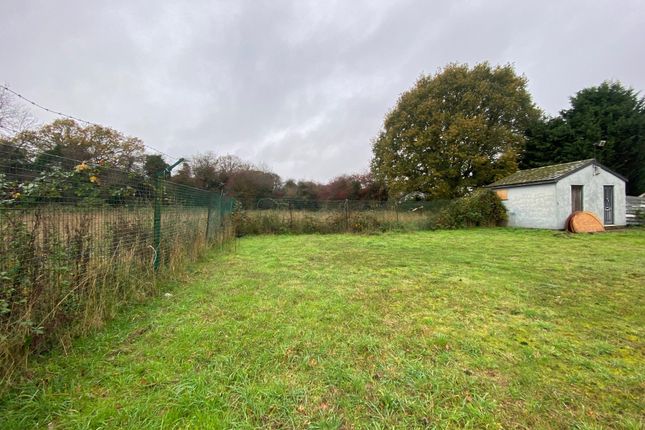 Studio, in Compound 3, £3,000