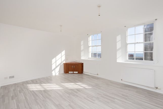 2 bed property, in High Street, £85,000