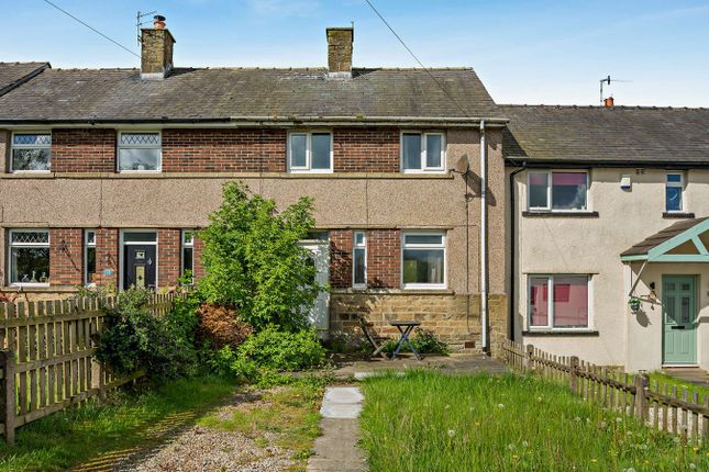 2 bed property, in Back Lane, £175,000