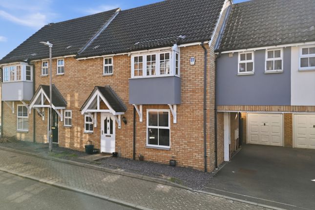 4 bed property, in Hare Bridge Crescent, £500,000
