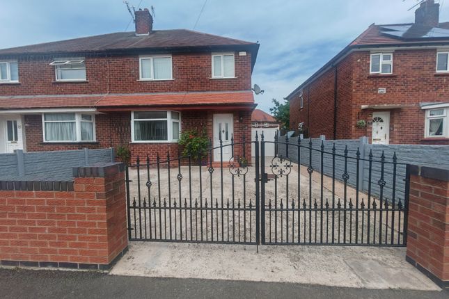 3 bed property, in Acton Road, £185,000