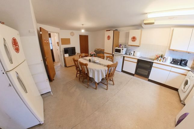 5 bed property, in Wapping High Street, £1,525,000