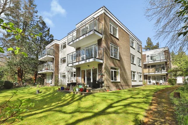 2 bed property, in Branksome Wood Road, £235,000